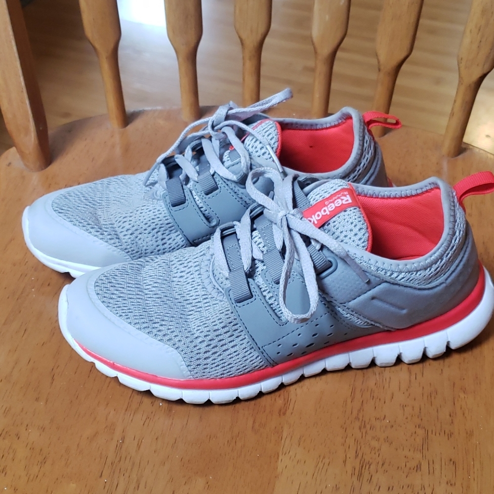 Reebok Sneakers